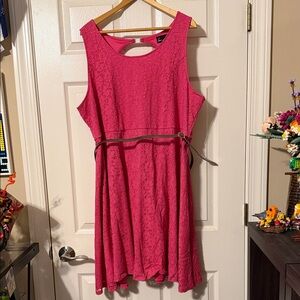 Pink Lace Sleeveless Dress